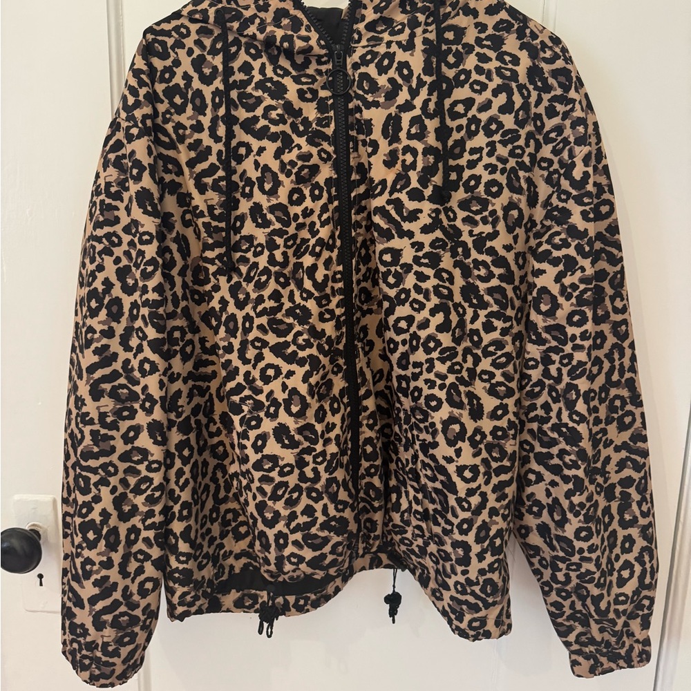 Lightweight leopard print windbreaker